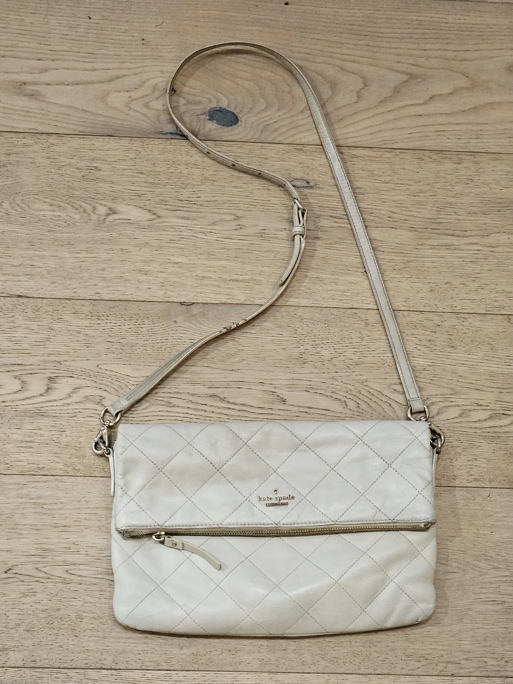 Kate Spade New York Emerson Place Carson Quilted Crossbody Bag - Ivory / White